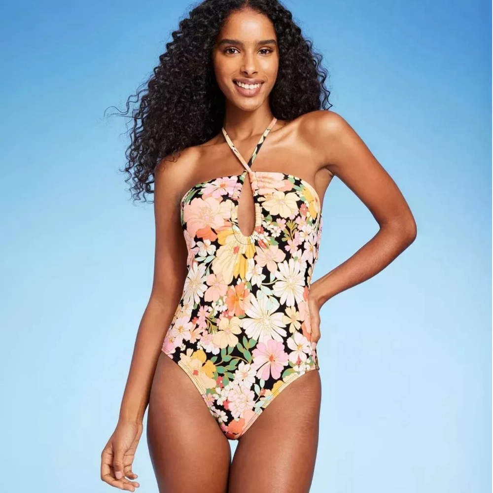 Target Shade & Shore Women’s Floral Halter Keyhole One-Piece Swimsuit-L (12-14)